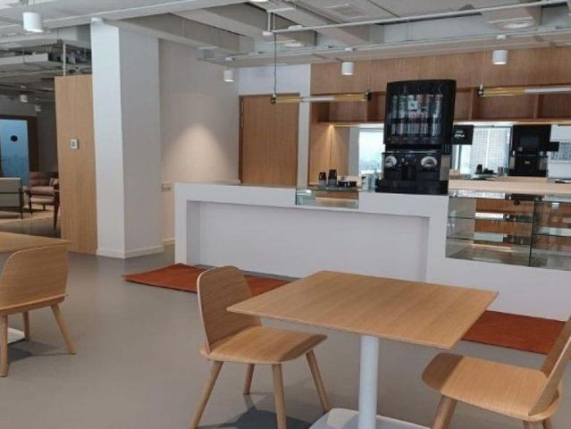 Oficina en alquiler en pasaje De Mas de Roda, Barcelona, de 400 m² por 15.665