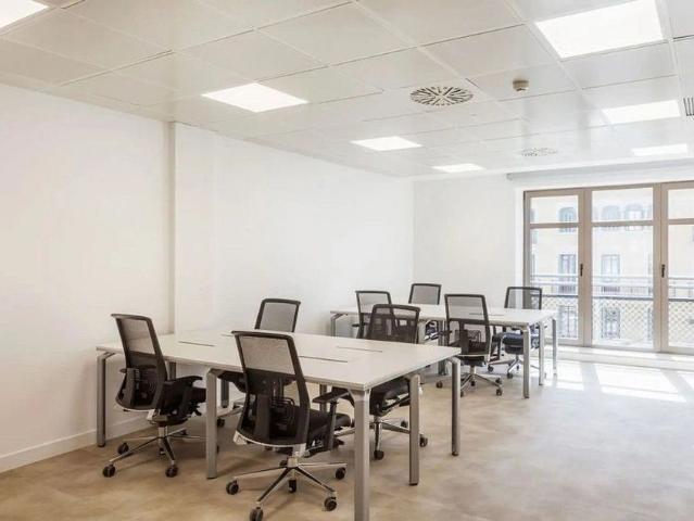 Oficina en alquiler en paseo De Gràcia, Barcelona, de 52 m² por 6.500