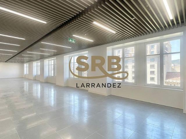 Oficina en alquiler en paseo De Gràcia, Barcelona, de 684 m² por 16.758