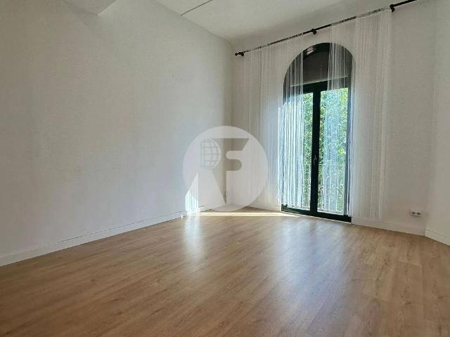 Oficina en alquiler en paseo De Sant Joan, Barcelona, de 62 m² por 1.100