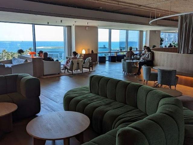 Oficina en alquiler en paseo Del Mare Nostrum, Barcelona, de 35 m² por 4.558