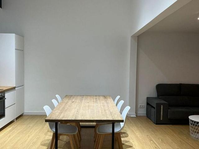 Oficina en alquiler en paseo Dels Til·Lers, Barcelona, de 65 m² por 1.300