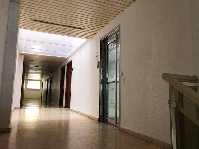 Oficina en Alquiler en Platja de Ponent