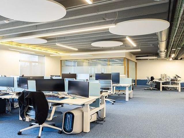 Oficina en alquiler en plaza De Catalunya, Barcelona, de 561 m² por 11.500