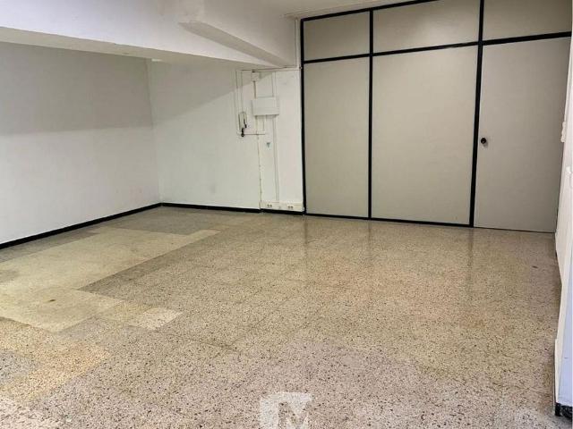 Oficina en alquiler en plaza Francesc Macià, Vic, de 45 m² por 290