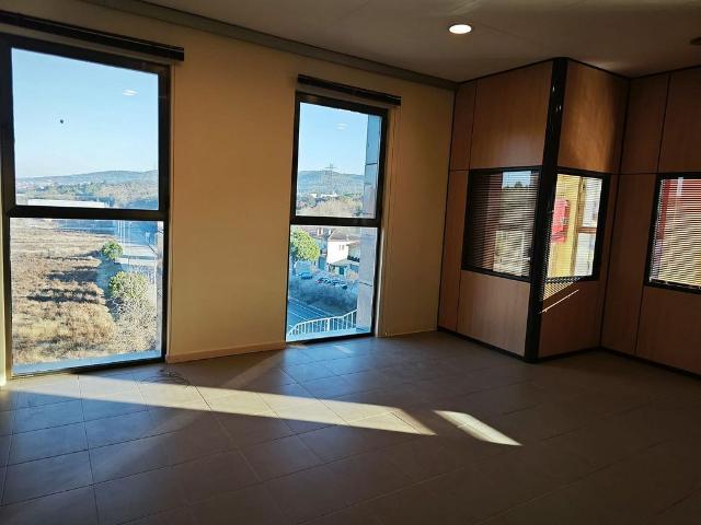 Oficina en alquiler en Quart, de 80 m² por 900