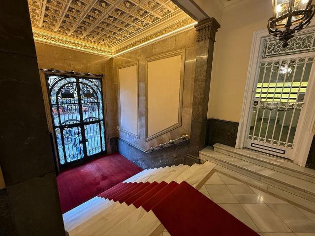 Oficina en alquiler en rambla De Catalunya, Barcelona, de 179 m² por 3.900