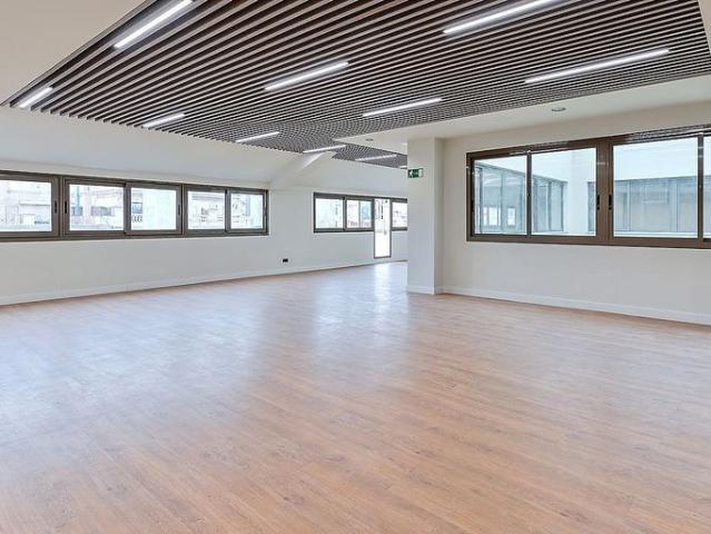 Oficina en alquiler en rambla De Catalunya, Barcelona, de 550 m² por 13.232