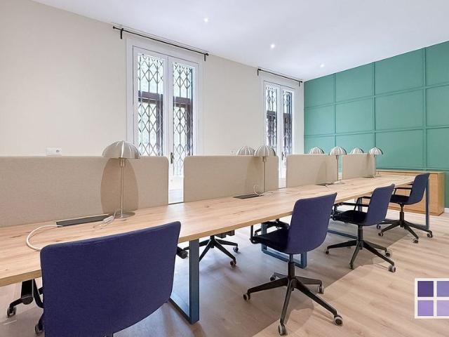 Oficina en alquiler en ronda De Sant Pere, Barcelona, de 45 m² por 1.800