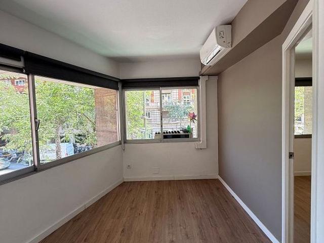 Oficina en alquiler en ronda Del General Mitre, Barcelona, de 46 m² por 800