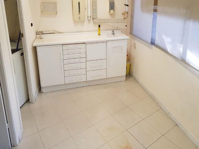 Oficina en alquiler en ronda Del General Mitre, Barcelona, de 50 m² por 700