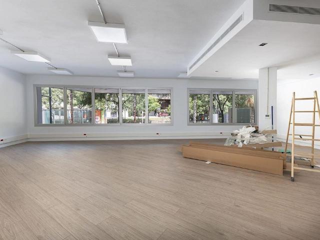 Oficina en alquiler en ronda Del General Mitre, Barcelona, de 108 m² por 1.700