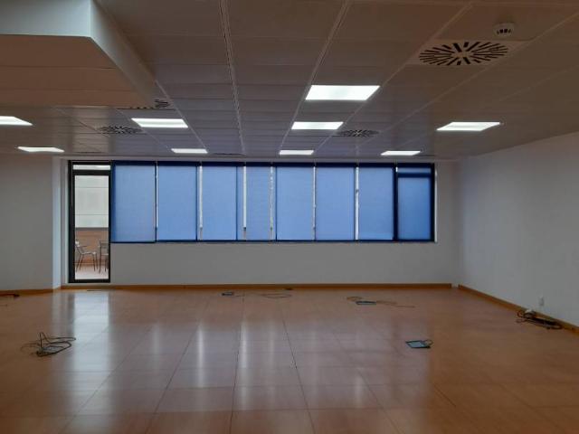 Oficina en Alquiler en Roquetes Can Magí