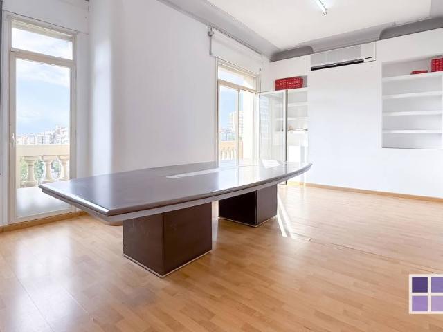 Oficina en Alquiler en Sant Gervasi Galvany
