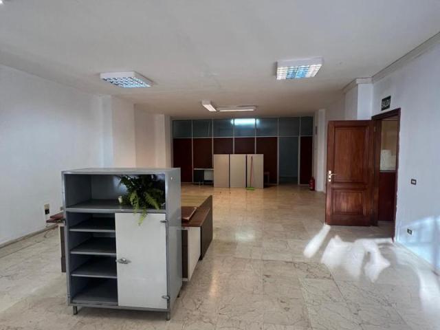 Oficina en alquiler en Santa Cruz de Tenerife, Emilio Calzadilla, 38002