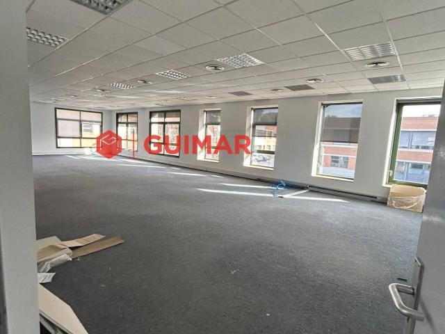 Oficina en Alquiler en Serraparera