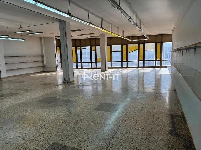 Oficina en alquiler en travesía Industrial, Hospitalet de Llobregat, L´, de 360 m² por 1.500
