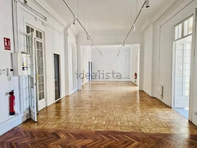 Oficina en Alquiler en Vila de Gràcia