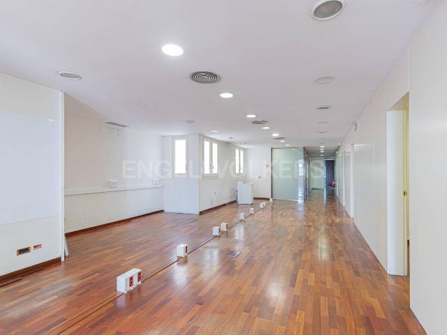 Oficina en Alquiler en Vila de Gràcia