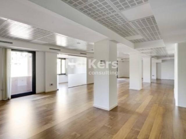 Oficina en Alquiler en Vila de Gràcia