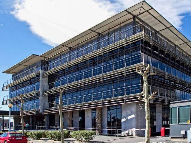 Oficina en Alquiler en Zona Industrial