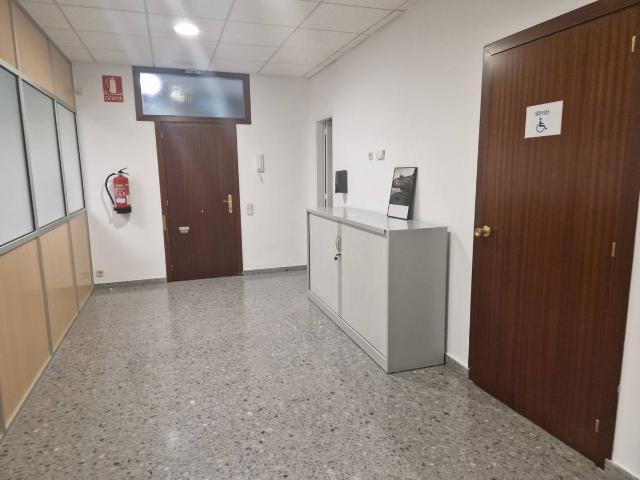 Oficina en Alquiler en Zona Industrial