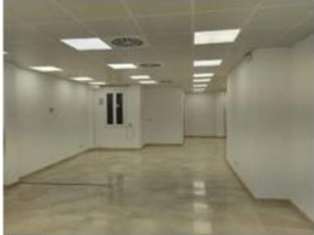 Oficina en alquiler Entenza