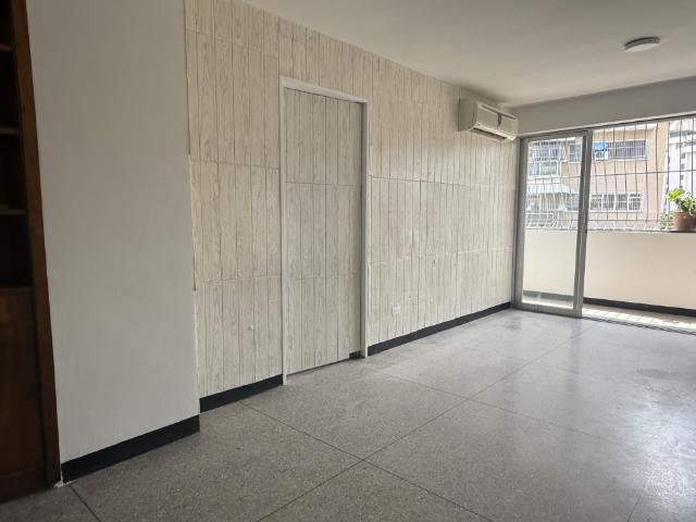 Oficina en Alquiler | La Florida | Municipio Libertador MC