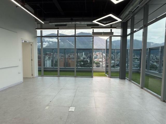 Oficina en Alquiler Las Mercedes 252 m2