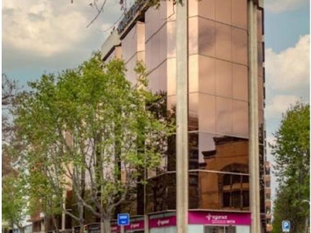 Oficina en alquiler Sants