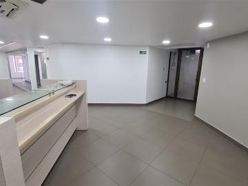 Oficina en Arriendo en Metro Los Leones