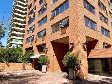 Oficina en Arriendo en Napoleón / Hendaya / 1 privado / estacionamiento