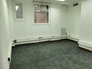 Oficina en arriendo en Santiago | Espacios por CLF 30.00 en Santiago