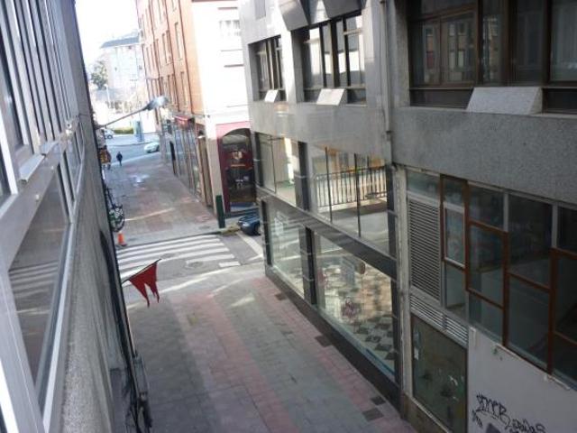 OFICINA EN EL CENTRO DE 4 DESPACHOS