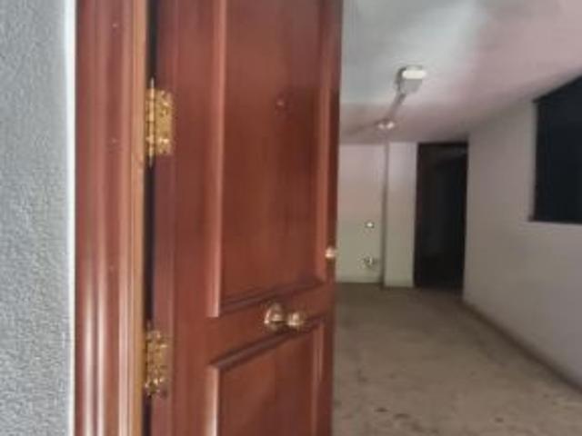 Oficina en Entresuelo en pleno centro de Murcia