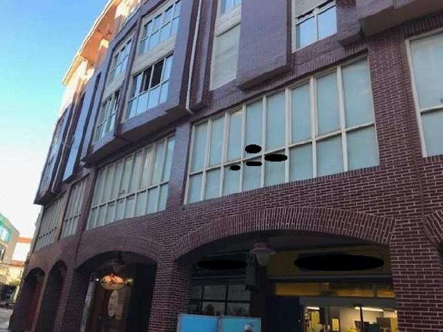 Oficina en Pz Pique y Varela Torrelavega Cantabria