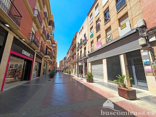 Oficina en Pasaje del Comercio. Linares