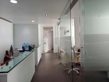 Oficina en renta semi amuebladas en Torre Axis Santa Fe