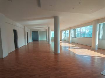 OFICINA EN RENTA SOBRE CALZADA ZAVALETA