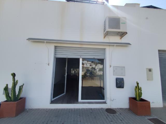 Local comercial en Traspaso en Pozo De Los Frailes Almería