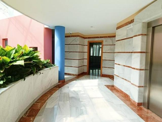 Oficina en venta Marbella