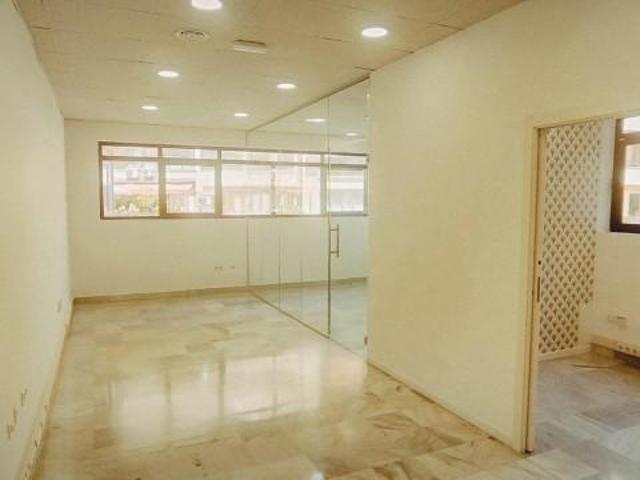 Oficina en venta Marbella