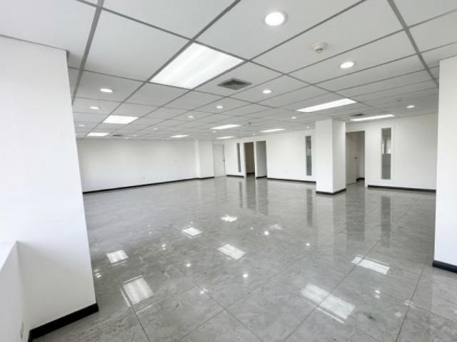 Oficina en venta Mene Grande en Los Palos grandes OsVi