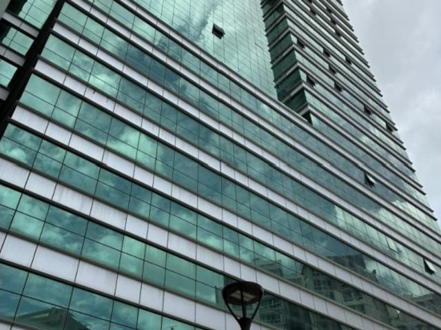 Oficina en venta o alquiler 298m², C.E la Esmeralda