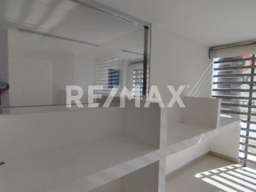 OFICINA EN VENTA CUMBRES DEL LAGO JURIQUILLA