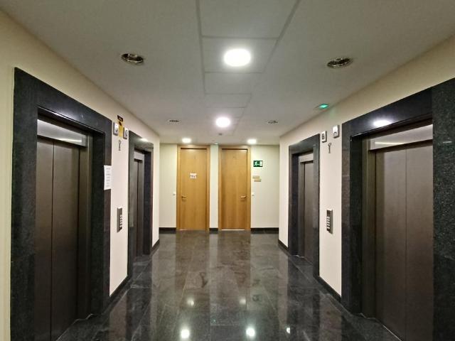 Oficina en venta con 47 m2, en Distrito Norte Sevilla