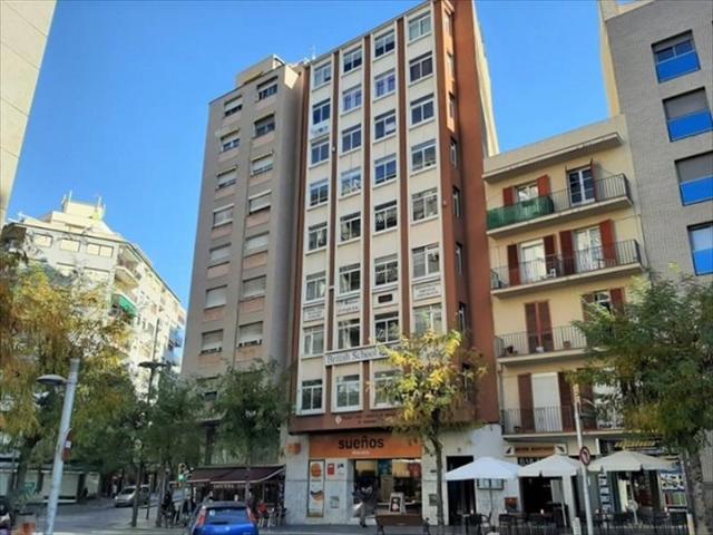 Oficina en venta con 88 m2, en Eixample Tarragona