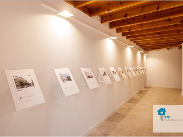 Oficina en venta con 91 m2, en Laredo