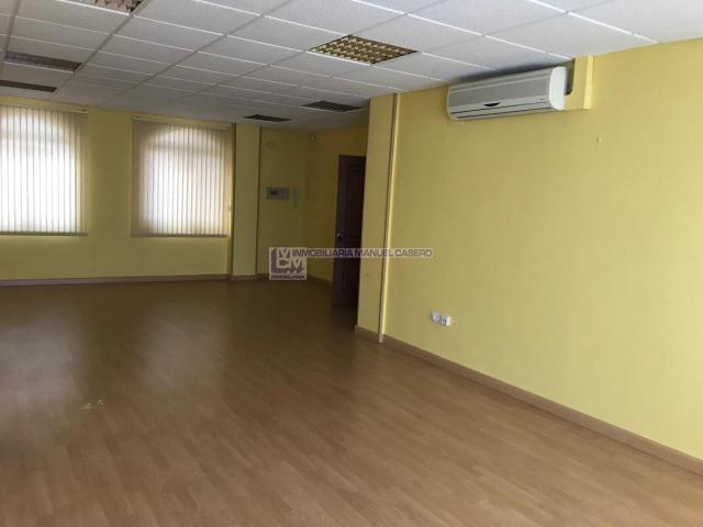 Oficina en venta con 100 m2, en Oeste Nuevo Oeste Sierrilla Cáceres