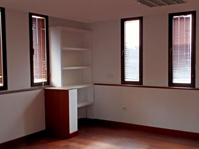 Oficina en venta con 151 m2, en Distrito Puerto Canteras Las Palmas G. Canaria Capital